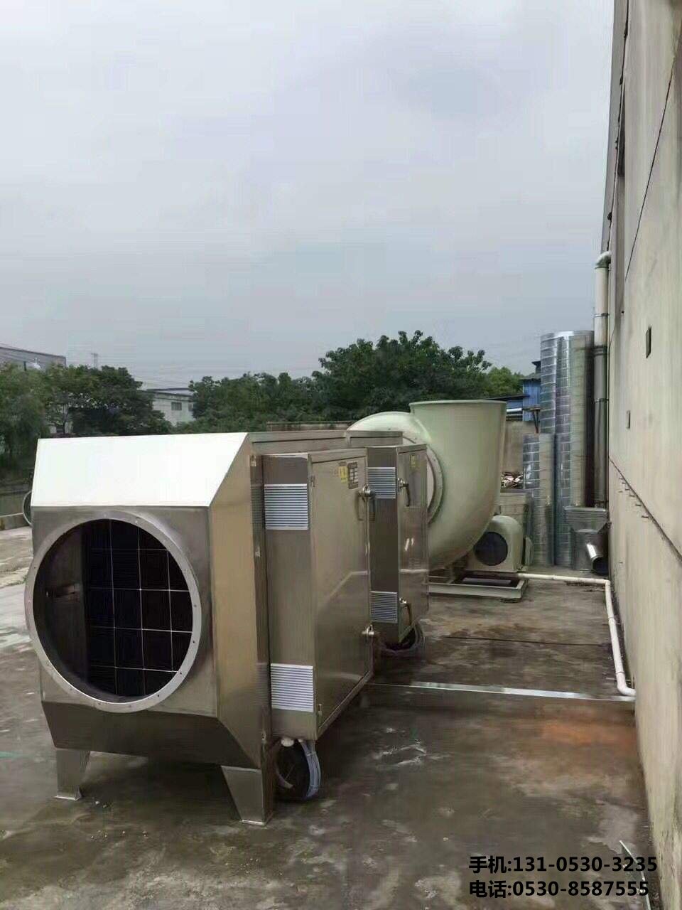 尾氣(qi)吸(xi)收墖